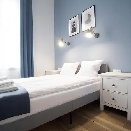 Lägenhet Panoramic Terrace, Family-friendly, 1min To Square