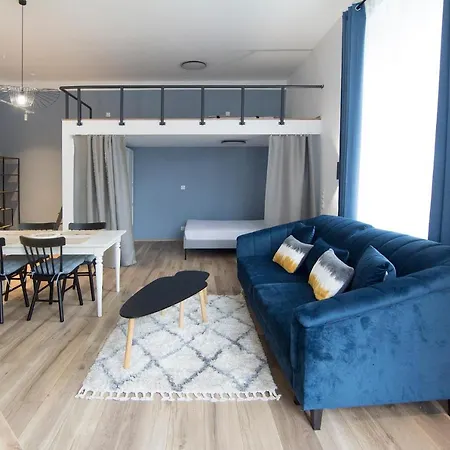 Panoramic Terrace, Family-friendly, 1min To Square