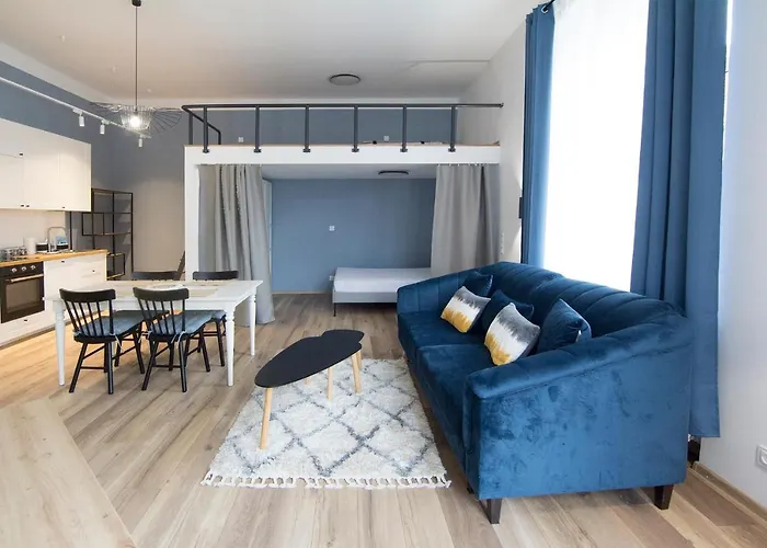 Panoramic Terrace, Family-friendly, 1min To Square